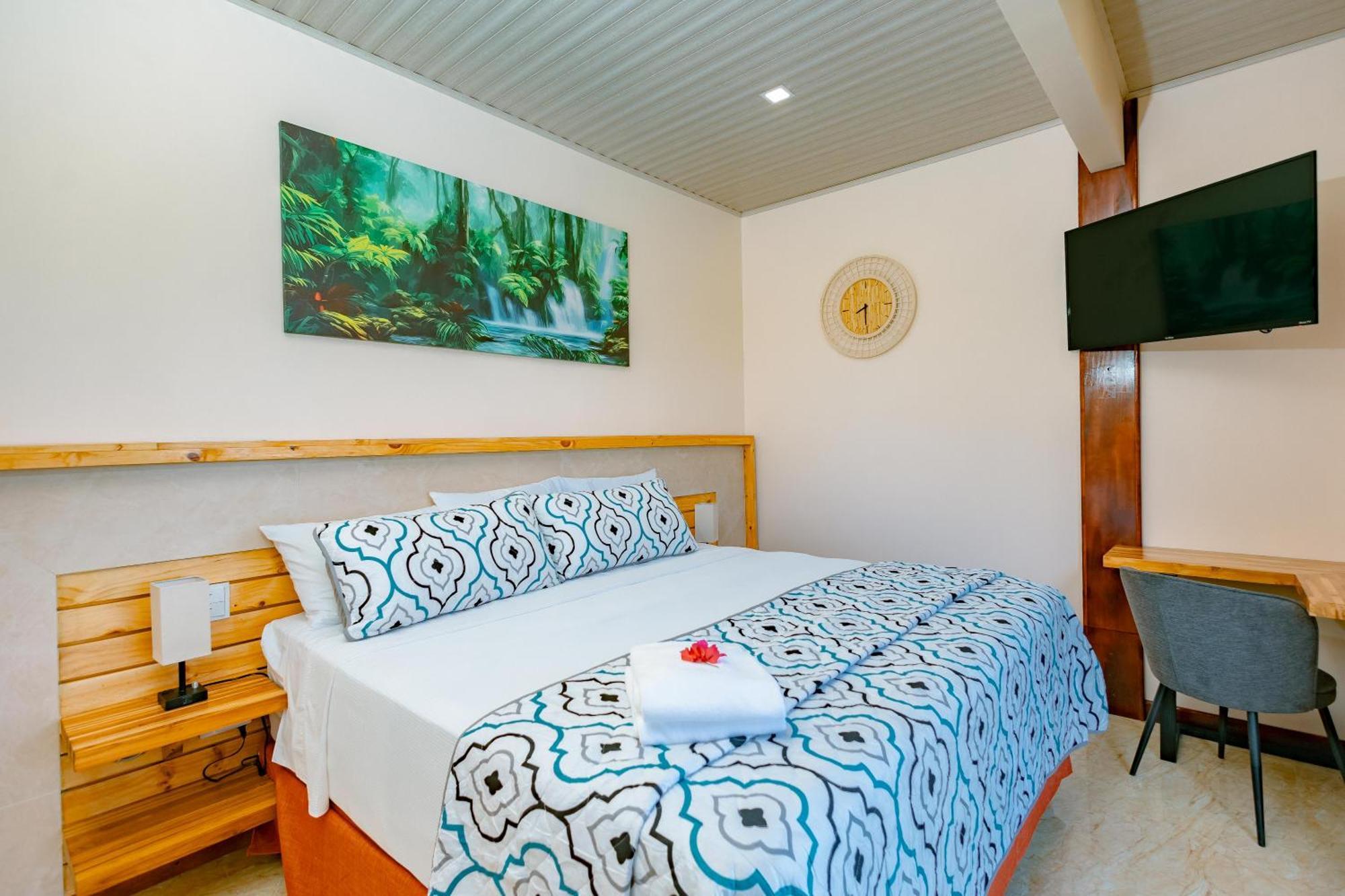 Mountain Top Park Hotel Кепос Екстериор снимка